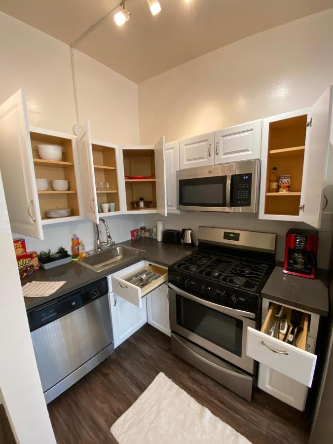 Cozy Andcomfortable Hollywood Apartment ロサンゼルス エクステリア 写真