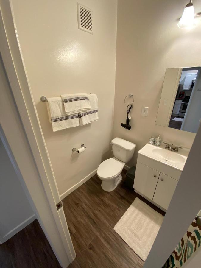 Cozy Andcomfortable Hollywood Apartment ロサンゼルス エクステリア 写真