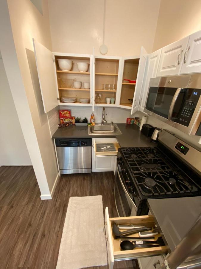 Cozy Andcomfortable Hollywood Apartment ロサンゼルス エクステリア 写真