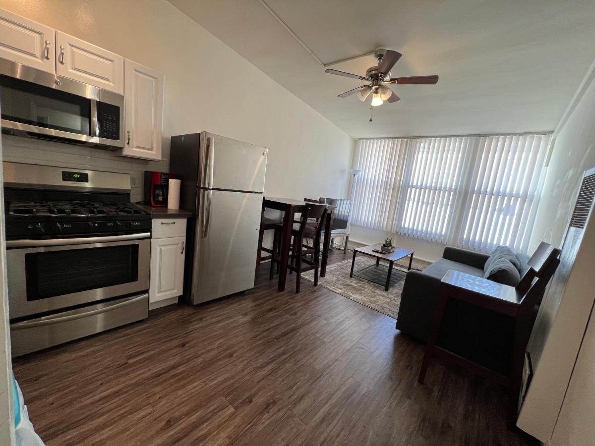 Cozy Andcomfortable Hollywood Apartment ロサンゼルス エクステリア 写真